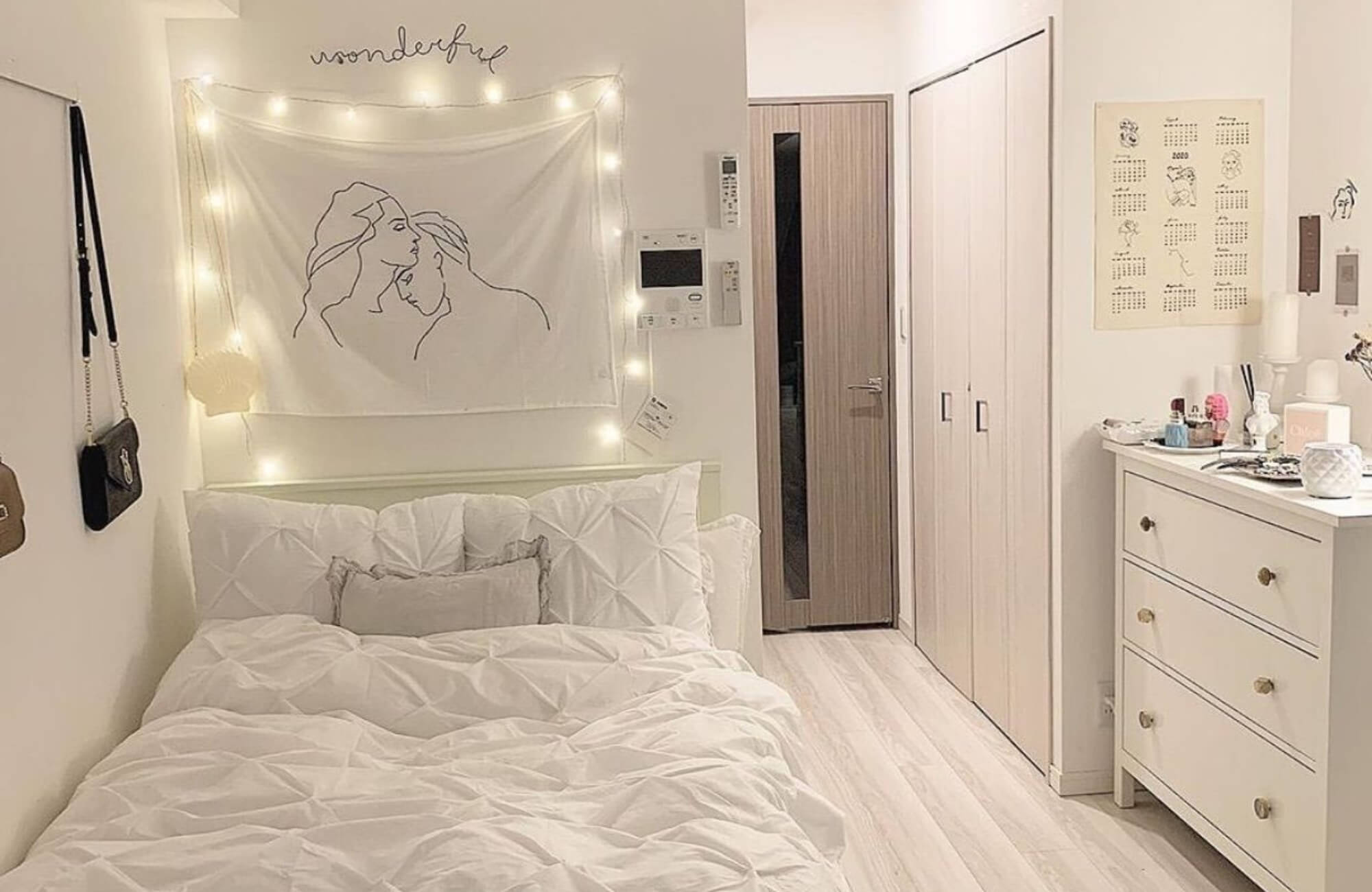 Decor phòng ngủ nhỏ 4m2 cho nữ