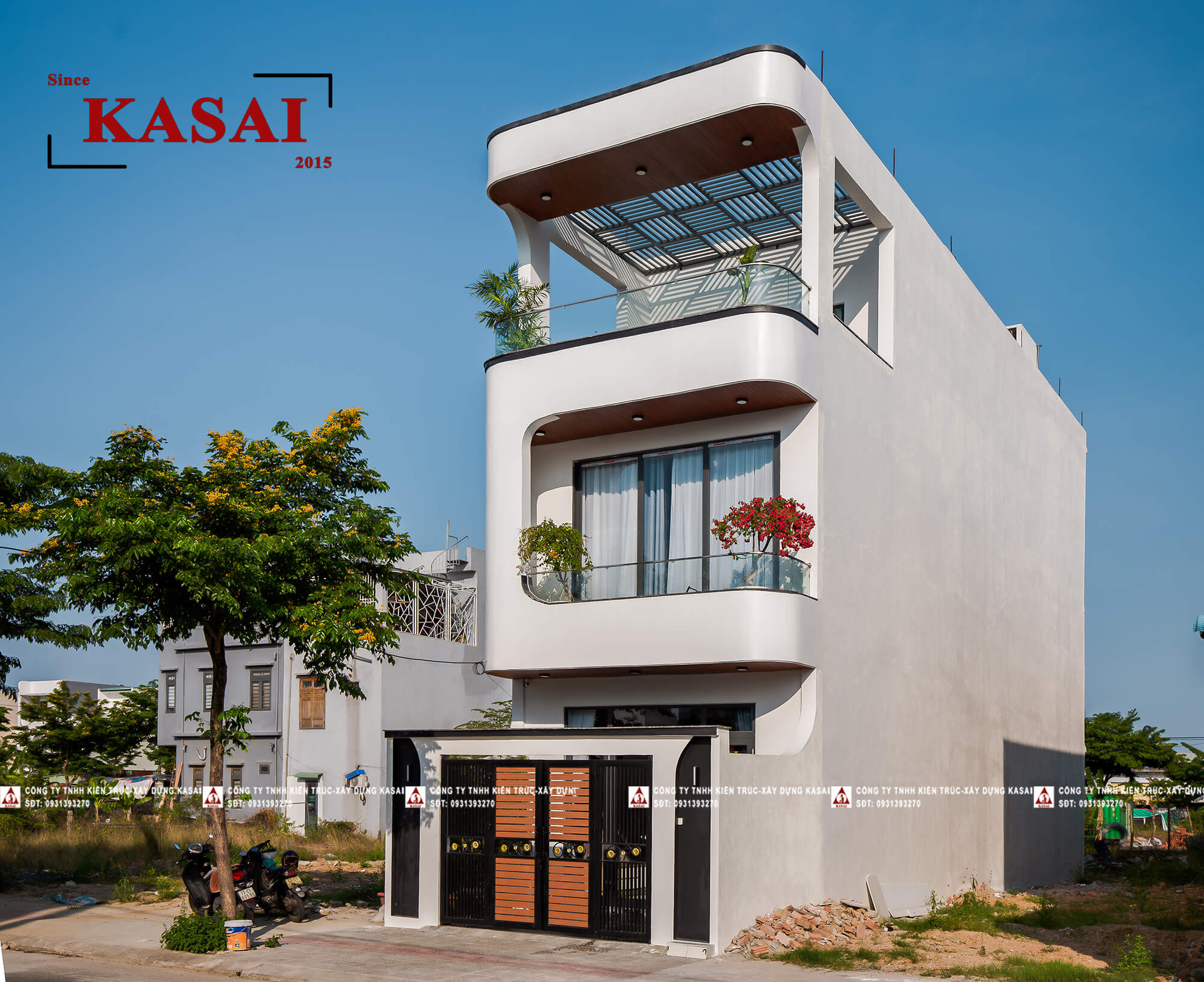 Mặt tiền nhà 3 tầng H's House hoàn thiện
