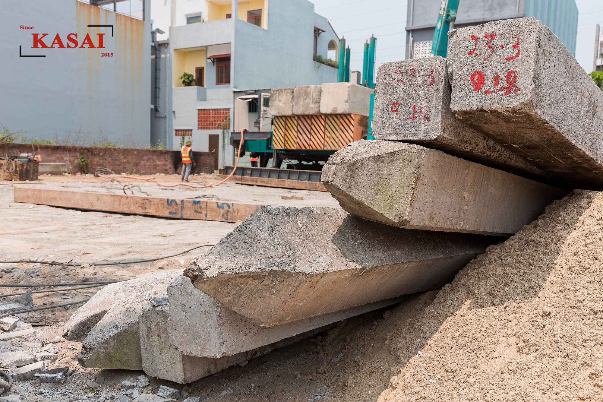 Tập kết cọc ép bê tông