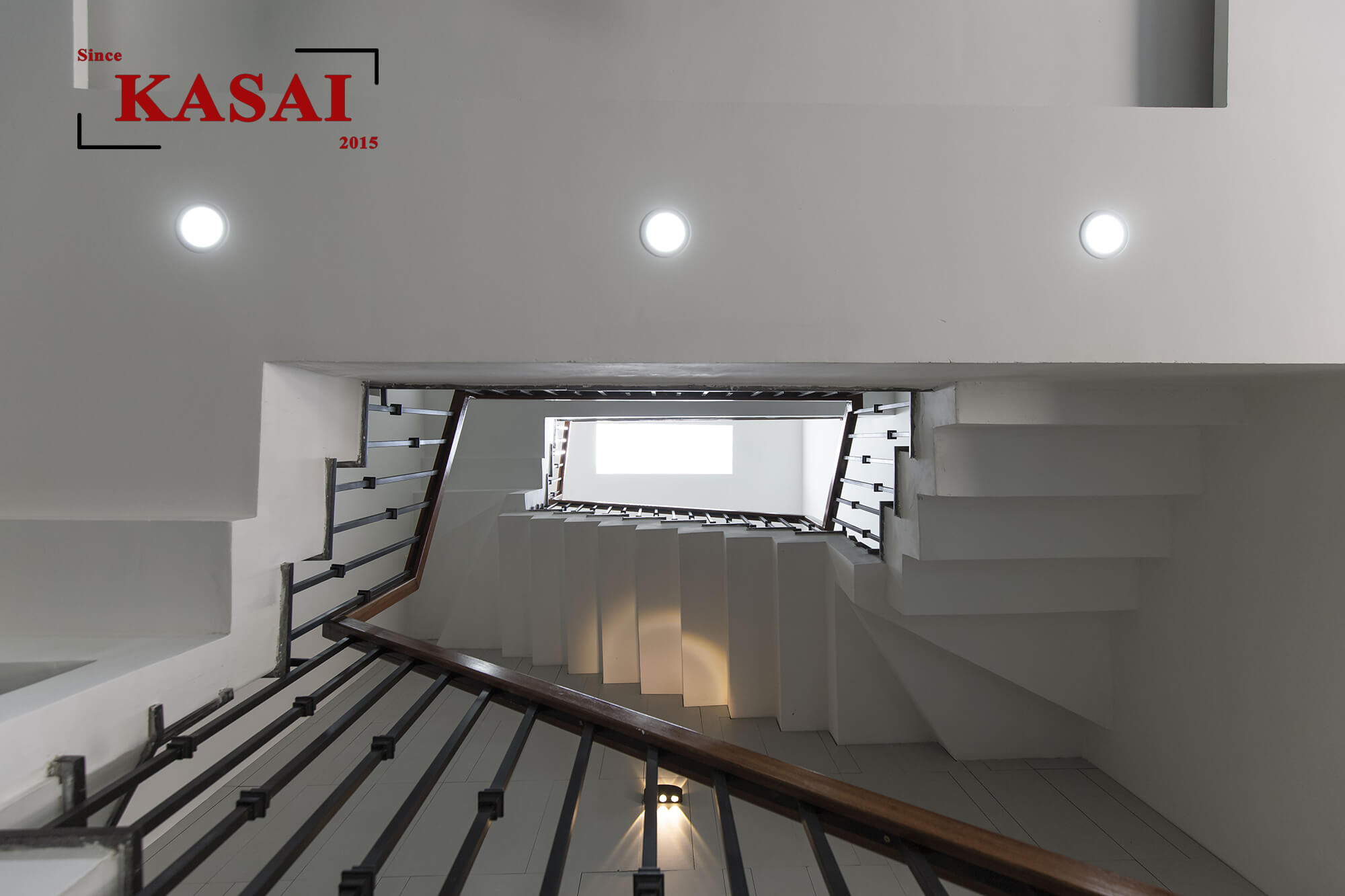 Giếng trời mẫu nhà 3 tầng hiện đại sang trọng