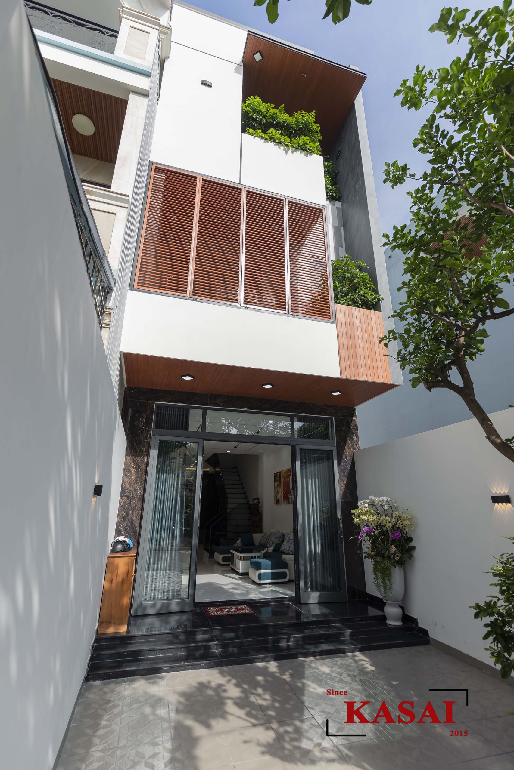 Sân trước nhà 3 tầng Đà Nẵng A's House