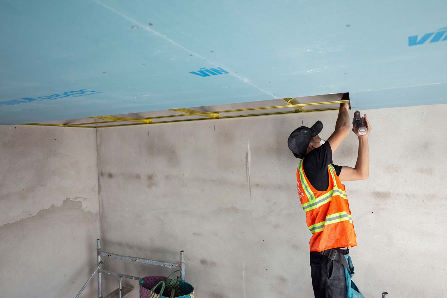 Thi công trần thạch cao Hưng's House