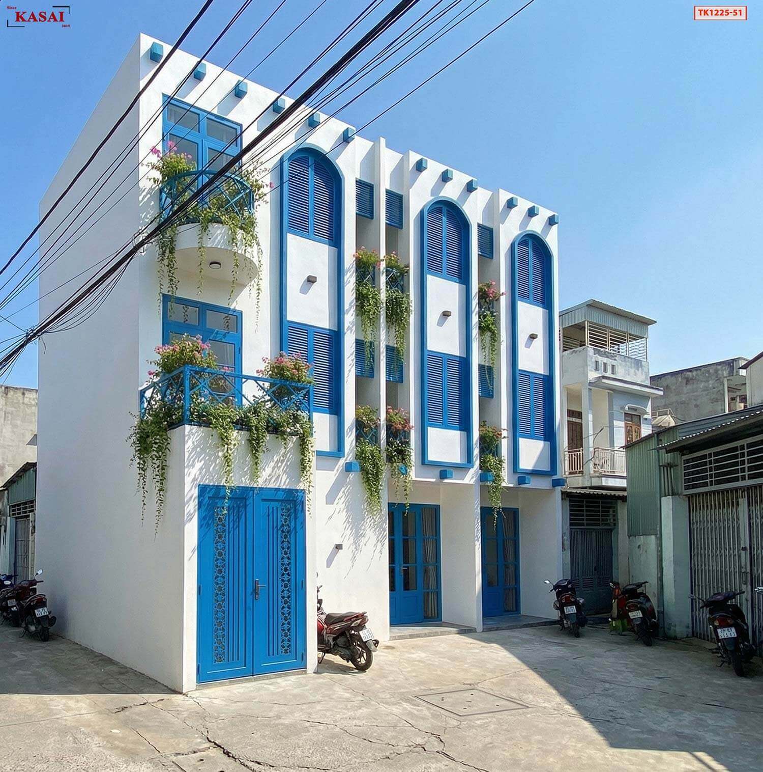 Căn hộ trắng xanh phong cách Santorini