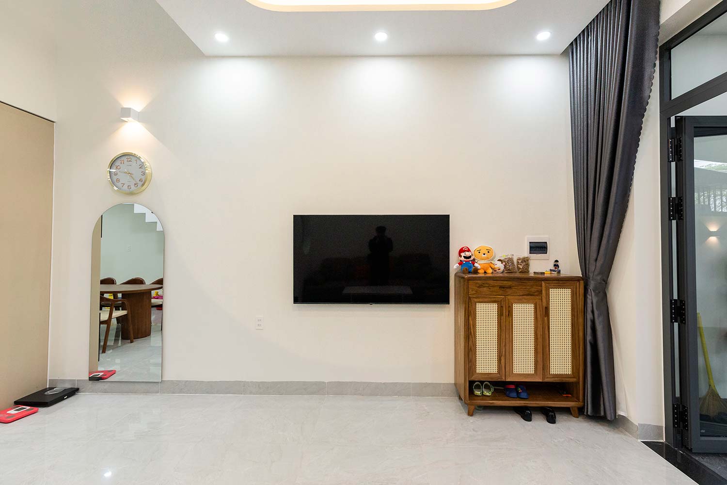 Phòng khách bếp tổ ấm hiện đại 3 tầng